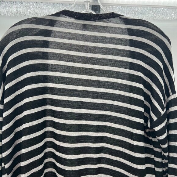 Moa Moa Women's Striped Long Sleeve Lightweight Cardigan Black/Gray Medium - Picture 7 of 8